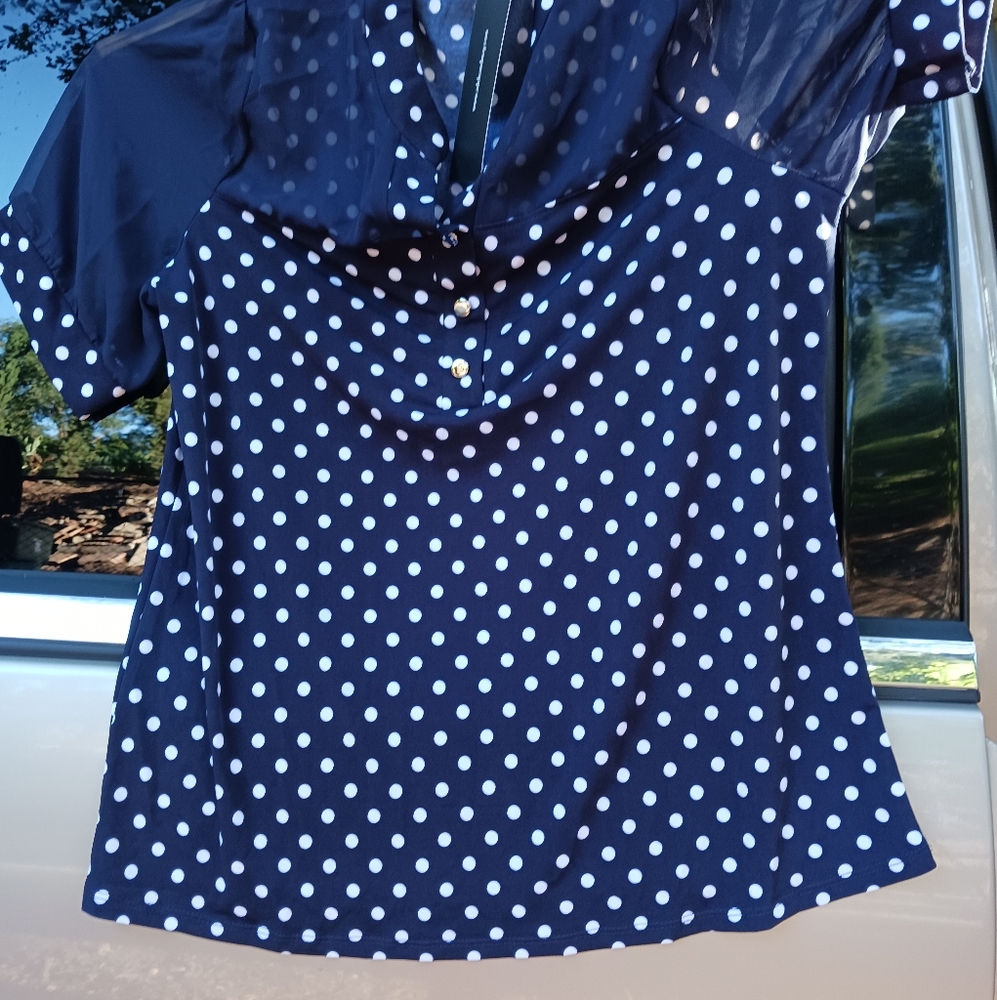 Blouse top